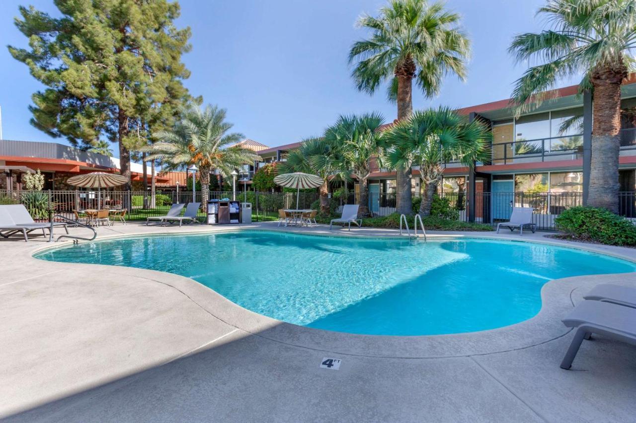 Best Western Plus Papago Inn & Resort Scottsdale Zewnętrze zdjęcie